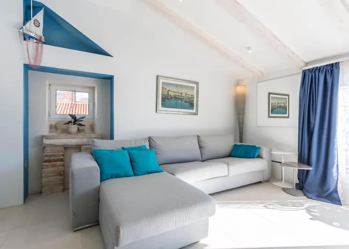 Ria In Diocletian Palace * 스플리트