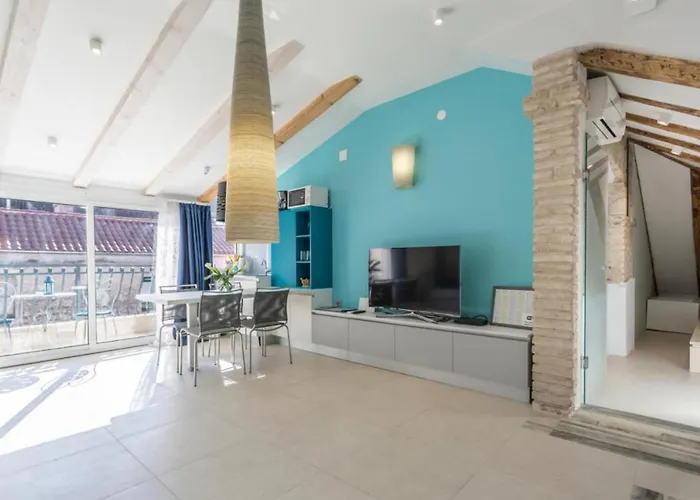 Ria In Diocletian Palace 스플리트