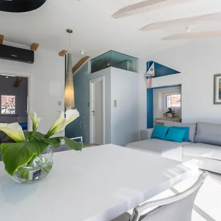 Apartment Ria In Diocletian Palace