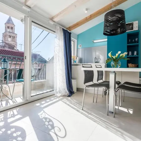 Ria In Diocletian Palace Apartment *